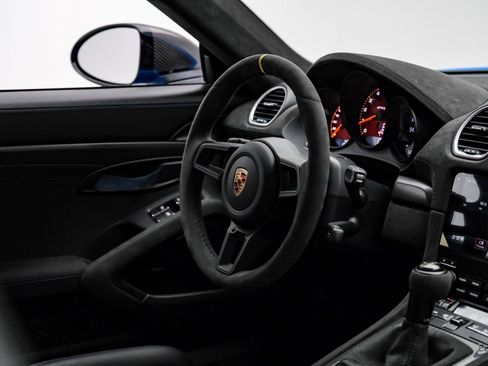 Used 2024 Porsche 718 Cayman GT4 RS RWD image 45