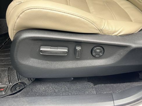Used 2018 Honda CR-V EX-L image 10