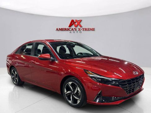 Used 2022 Hyundai Elantra Limited image 8