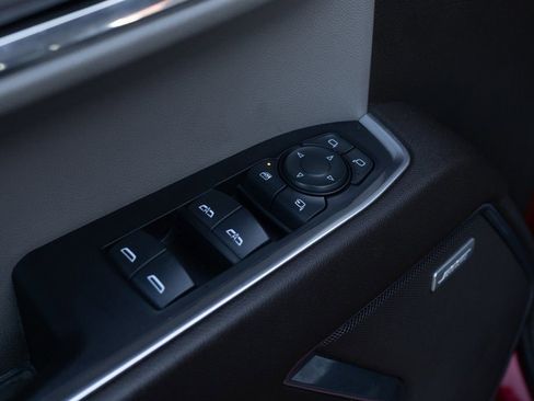 Used 2023 GMC Sierra 1500 SLT image 17