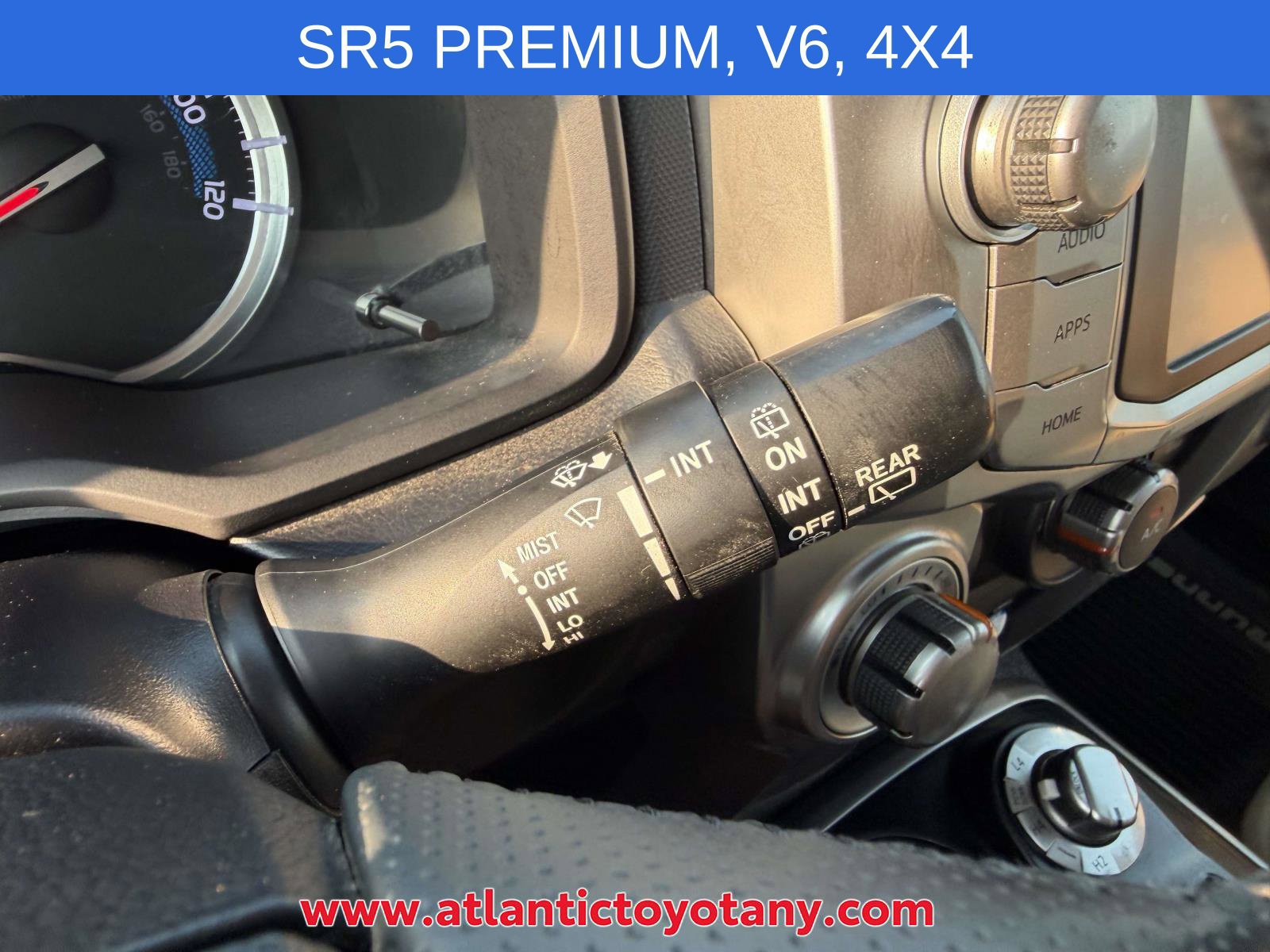 Used 2019 Toyota 4Runner SR5 Premium AWD/4WD image 32