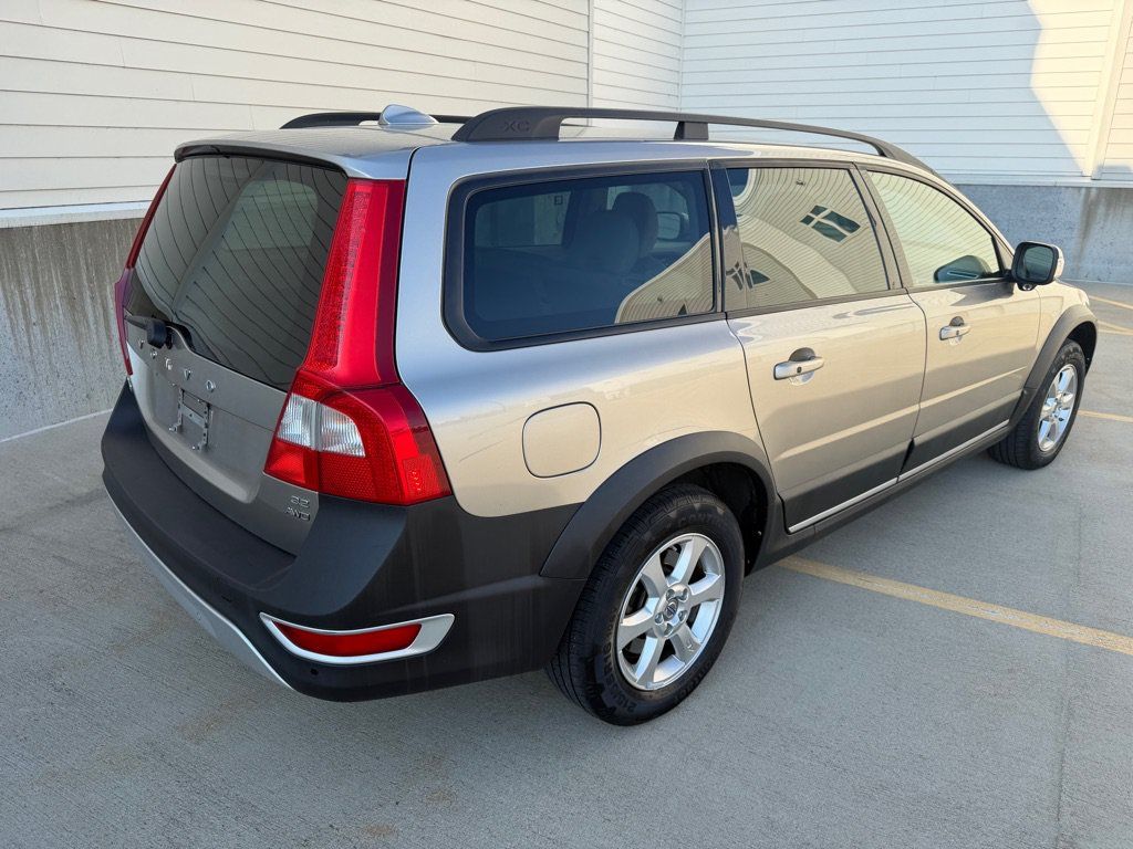 Used 2008 Volvo XC70 3.2 AWD/4WD image 3