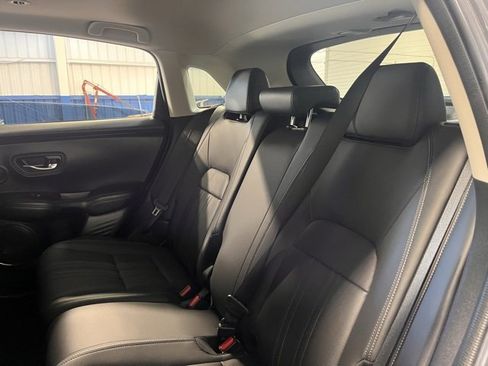 Used 2023 Honda HR-V EX-L image 17