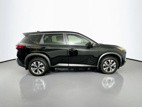 Used 2023 Nissan Rogue SV FWD image 8