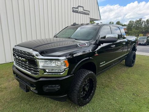 Used 2019 RAM 2500 Limited AWD/4WD image 1