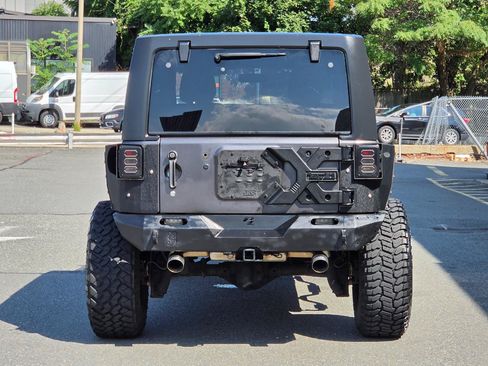 Used 2016 Jeep Wrangler Unlimited Sport AWD/4WD image 6