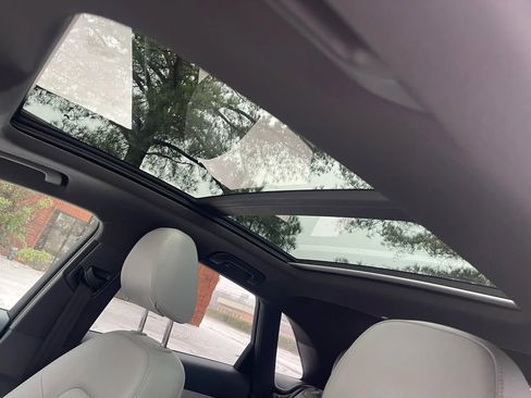 Used 2018 Audi Q3 2.0T Premium image 17