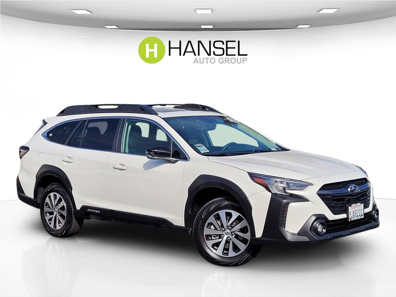 Used 2024 Subaru Outback Premium AWD/4WD image 1