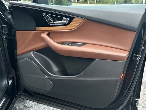 Used 2017 Audi Q7 2.0T Premium Plus w/ Premium Plus Package image 15