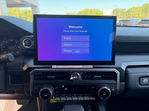 New 2026 Toyota 4Runner Limited AWD/4WD image 12