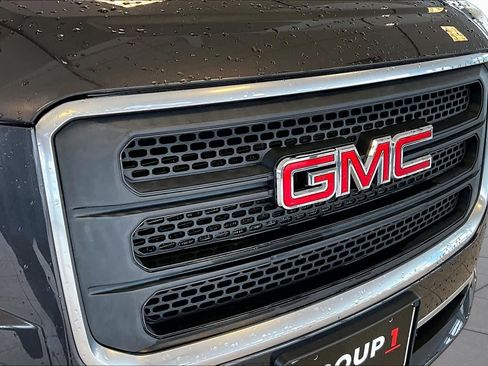 Used 2016 GMC Acadia SLE AWD/4WD image 32
