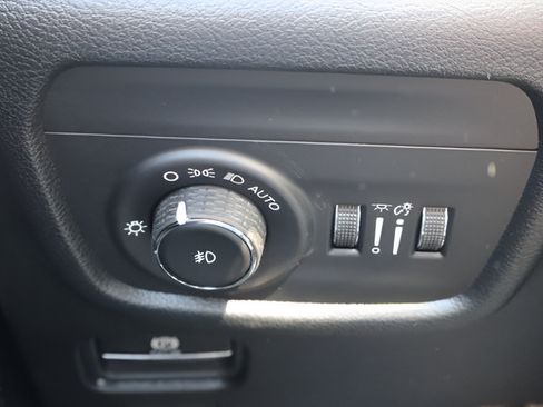 New 2026 Jeep Grand Cherokee Limited AWD/4WD image 22