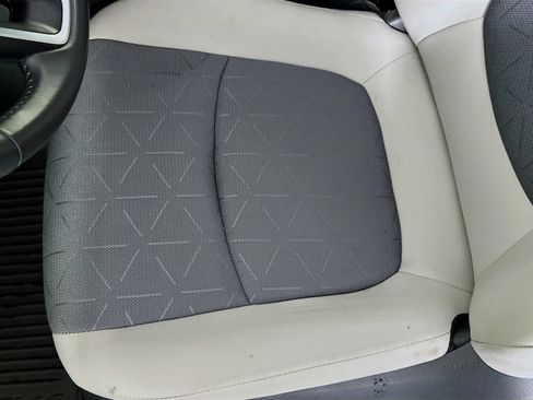 Used 2023 Toyota RAV4 XLE w/ Convenience Package AWD/4WD image 19