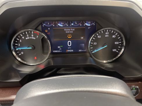 Used 2024 Ford Expedition Limited image 31