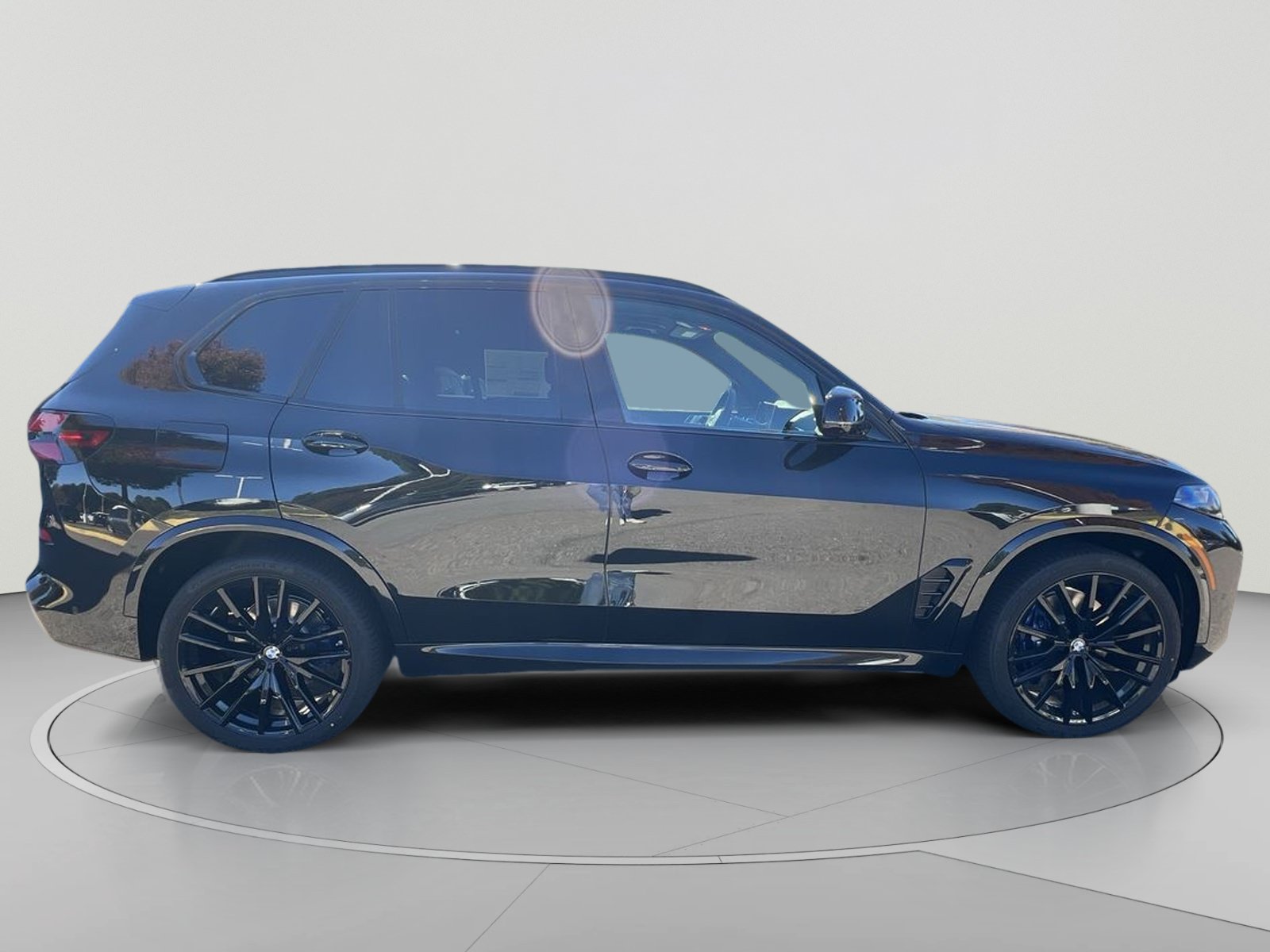 Used 2026 BMW X5 xDrive40i w/ M Sport Package AWD/4WD image 6