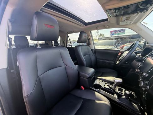 Used 2022 Toyota 4Runner TRD Off-Road Premium w/ 4Runner Black Package (TMS) AWD/4WD image 23