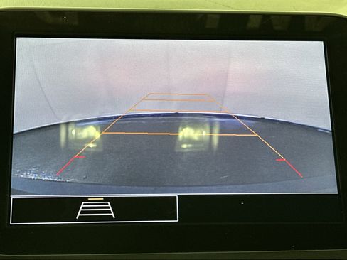 Used 2022 Chevrolet Malibu LT image 21