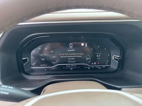 Used 2023 GMC Yukon XL Denali w/ Max Trailering Package image 15