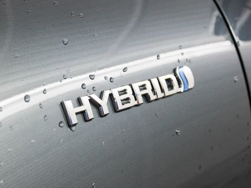 Used 2021 Toyota Venza Limited AWD/4WD image 40