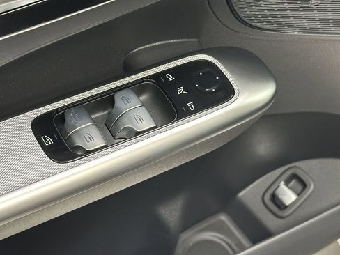 New 2026 Mercedes-Benz GLC 300 image 11