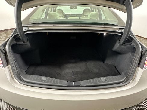 Used 2019 Lincoln MKZ Reserve FWD image 27