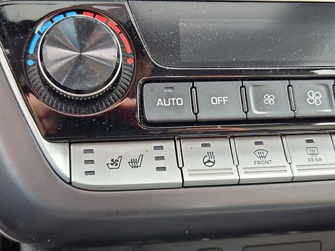 Used 2018 Hyundai Sonata Limited w/ Limited Ultimate Package 03 image 19