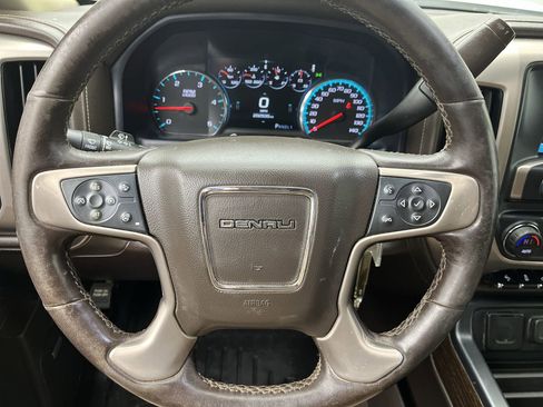 Used 2019 GMC Sierra 2500 Denali w/ Duramax Plus Package image 15