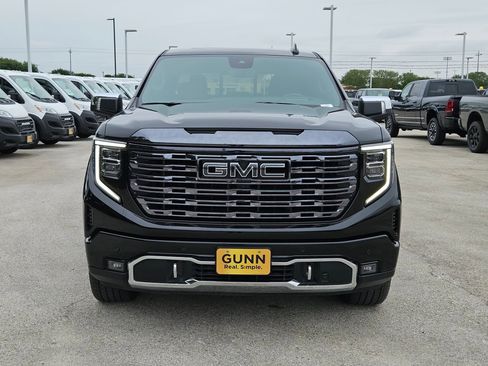 Used 2024 GMC Sierra 1500 Denali Ultimate AWD/4WD image 8