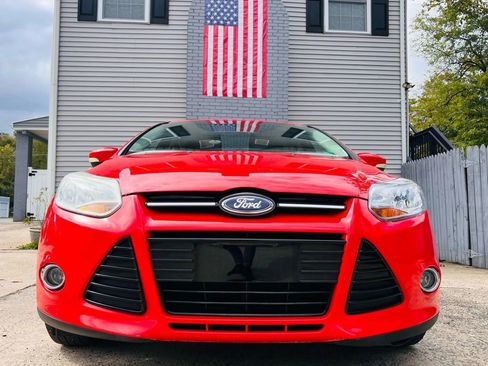 Used 2012 Ford Focus SEL image 4