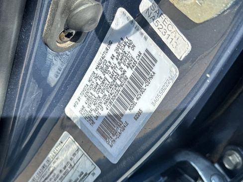 Used 2003 Toyota Camry LE FWD image 30