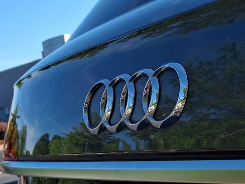 Used 2024 Audi Q5 e Premium Plus w/ Premium Plus Package AWD/4WD image 30