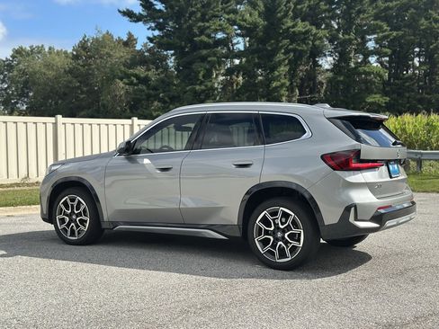 Used 2025 BMW X1 xDrive28i w/ Technology Package image 7