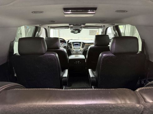 Used 2020 GMC Yukon XL Denali w/ Open Road Package AWD/4WD image 39