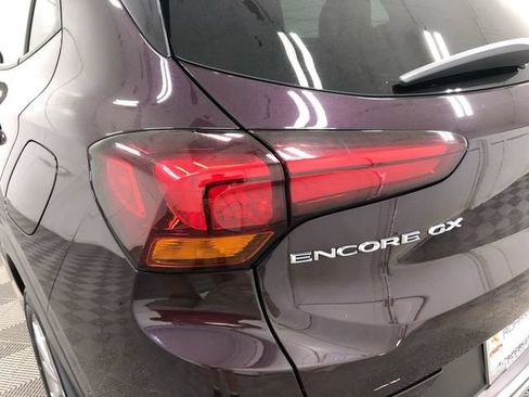 Used 2021 Buick Encore GX Essence w/ Experience Buick Package FWD image 37