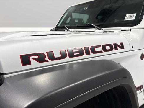 Used 2025 Jeep Wrangler Unlimited Rubicon AWD/4WD image 24