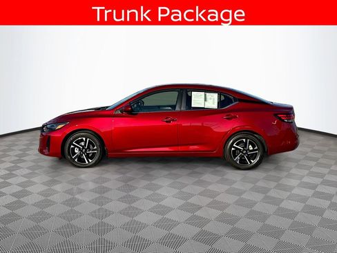 Used 2024 Nissan Sentra SV w/ Trunk Package image 8