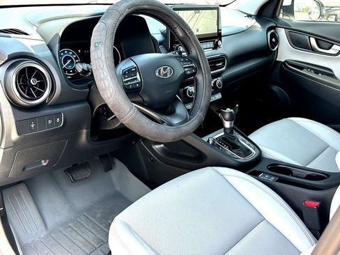 Used 2023 Hyundai Kona Limited FWD image 16