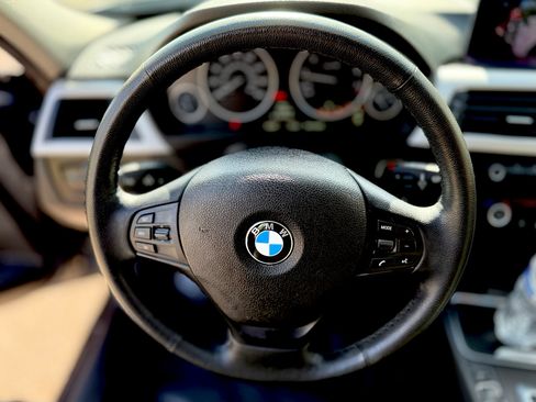 Used 2014 BMW 320i Sedan image 23