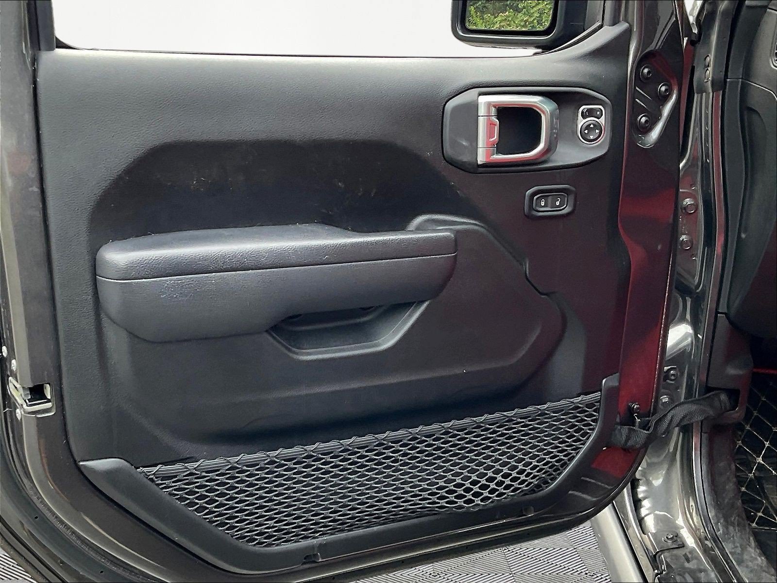 Used 2025 Jeep Gladiator Sport AWD/4WD image 21