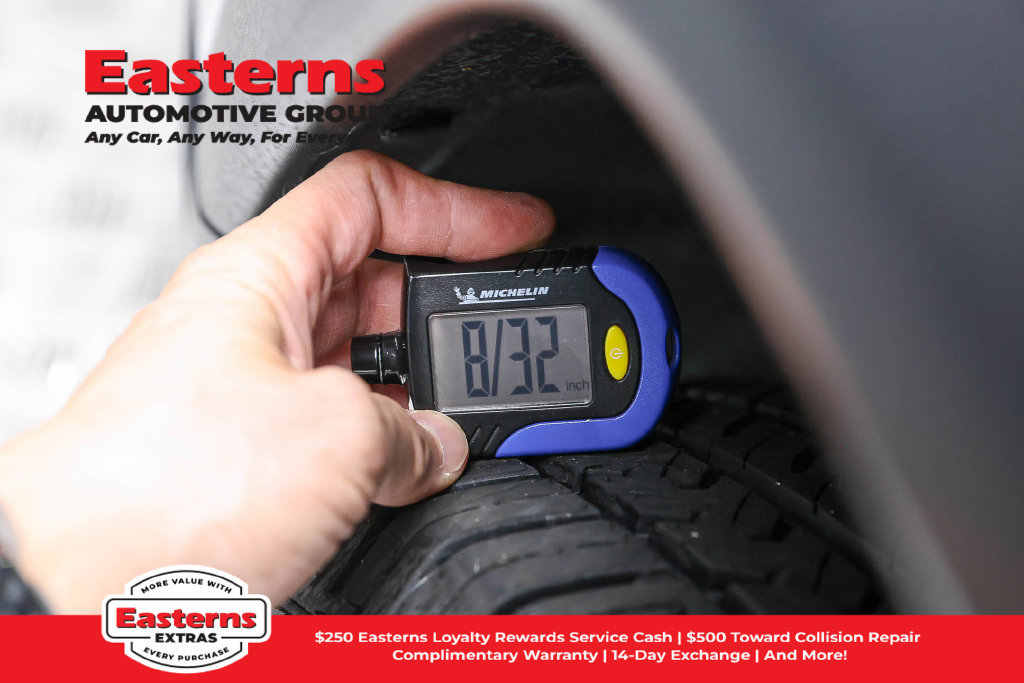 Used 2024 Jeep Compass Latitude AWD/4WD image 26
