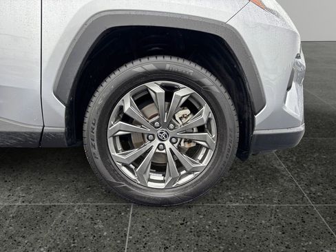 Used 2023 Toyota RAV4 Limited image 9