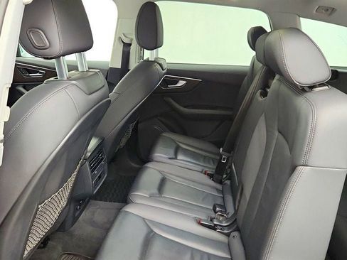Used 2020 Audi Q7 3.0T Premium w/ Convenience Package image 23
