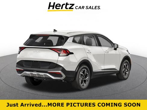Used 2025 Kia Sportage LX AWD/4WD image 1