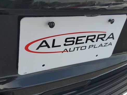 Used 2015 Jeep Grand Cherokee Overland AWD/4WD image 7