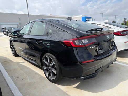Used 2025 Honda Civic Sport Touring image 5