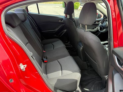 Used 2015 MAZDA MAZDA3 i Sport FWD image 6