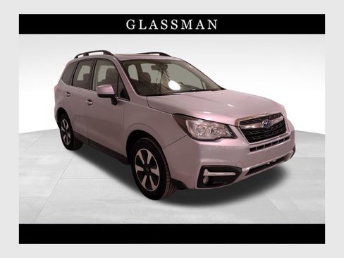 Used 2018 Subaru Forester 2.5i Limited image 1