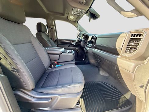 Certified 2024 Chevrolet Silverado 3500 LT image 27