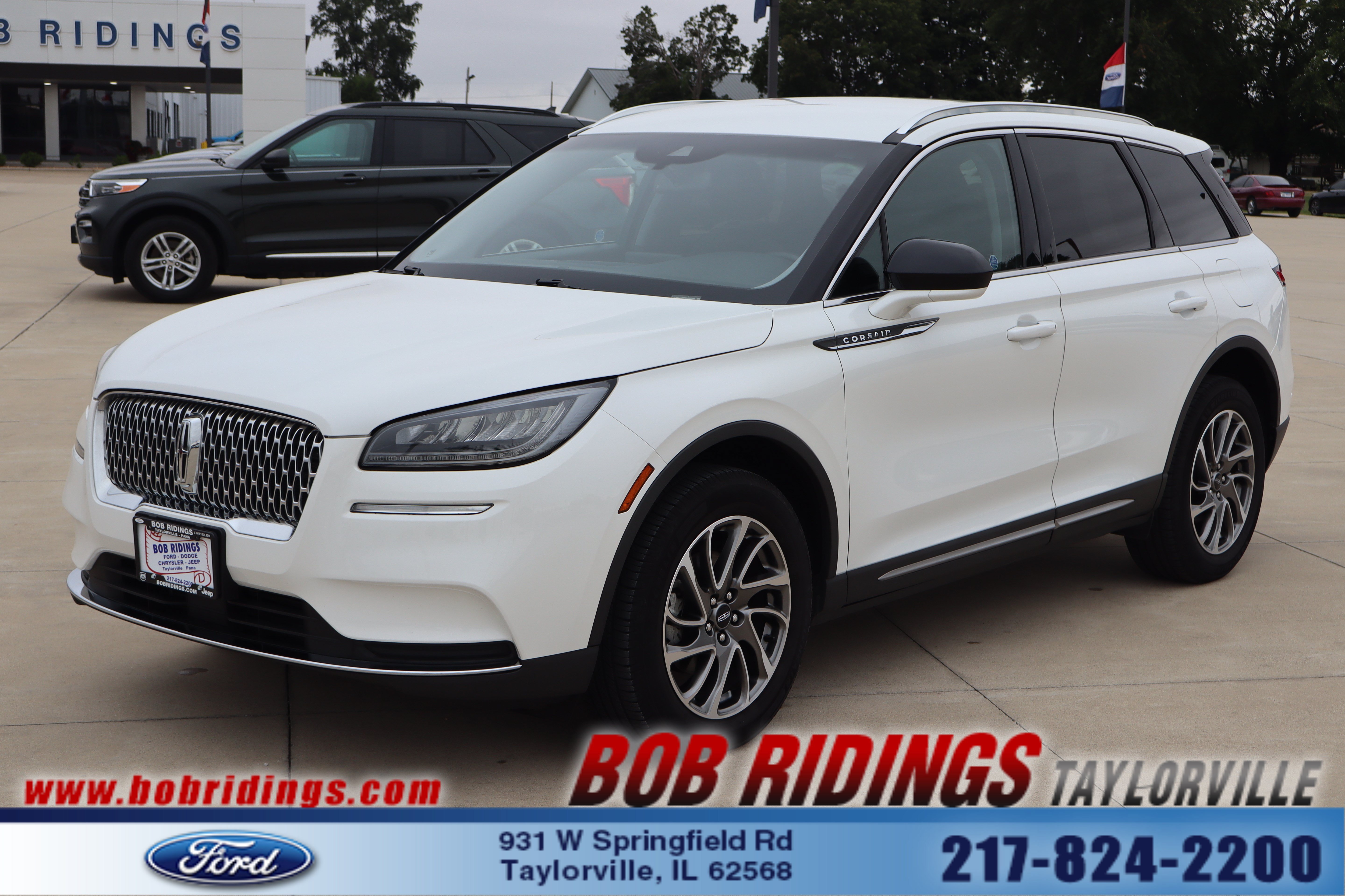 Used 2022 Lincoln Corsair FWD w/ Equipment Group 101A image 1