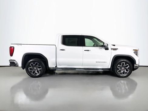 New 2026 GMC Sierra 1500 SLT w/ SLT Premium Plus Package image 8